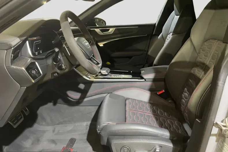 Audi RS7 din 2025 cu 9.428 km - oferta AUD232056 - foto 8