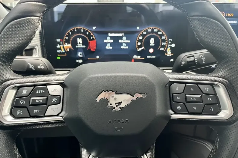 Ford Mustang din 2024 cu 10.715 km - oferta FOR232061 - foto 29