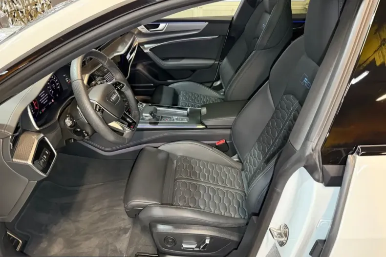 Audi RS7 din 2024 cu 19.262 km - oferta AUD232062 - foto 12