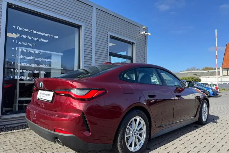 BMW 430i (Seria 4) din 2023 cu 26.100 km - oferta BMW232065 - foto 2
