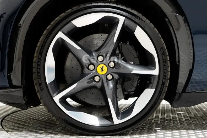 Ferrari Purosangue din 2024 cu 4.200 km - oferta FER232068 - foto 17
