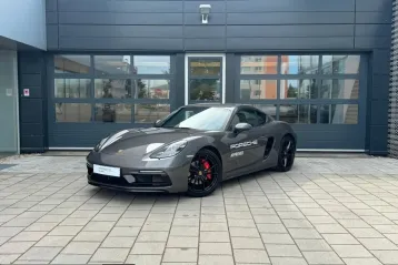 Porsche Cayman din 2024 - oferta POR232069