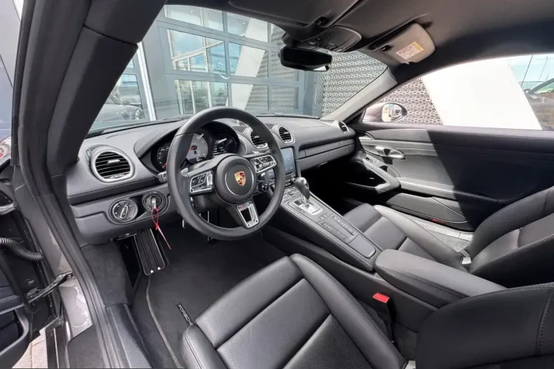 Porsche Cayman din 2024 cu 12.820 km - oferta POR232069 - foto 16