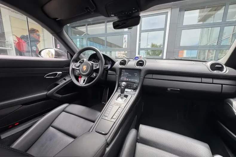 Porsche Cayman din 2024 cu 12.820 km - oferta POR232069 - foto 19
