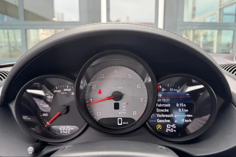 Porsche Cayman din 2024 cu 12.820 km - oferta POR232069 - foto 20