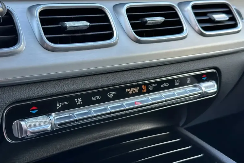 Mercedes-Benz GL 320 (Clasa GL) din 2021 cu 74.000 km - oferta MER232083 - foto 22