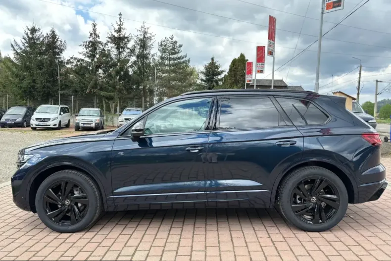 Volkswagen Touareg din 2024 cu 141.000 km - oferta VOL232084 - foto 3
