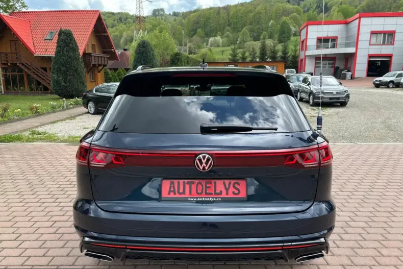 Volkswagen Touareg din 2024 cu 141.000 km - oferta VOL232084 - foto 6