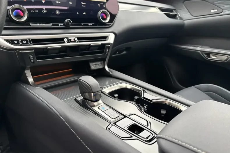 Lexus RX 500 din 2025 cu 15.000 km - oferta LEX232090 - foto 12
