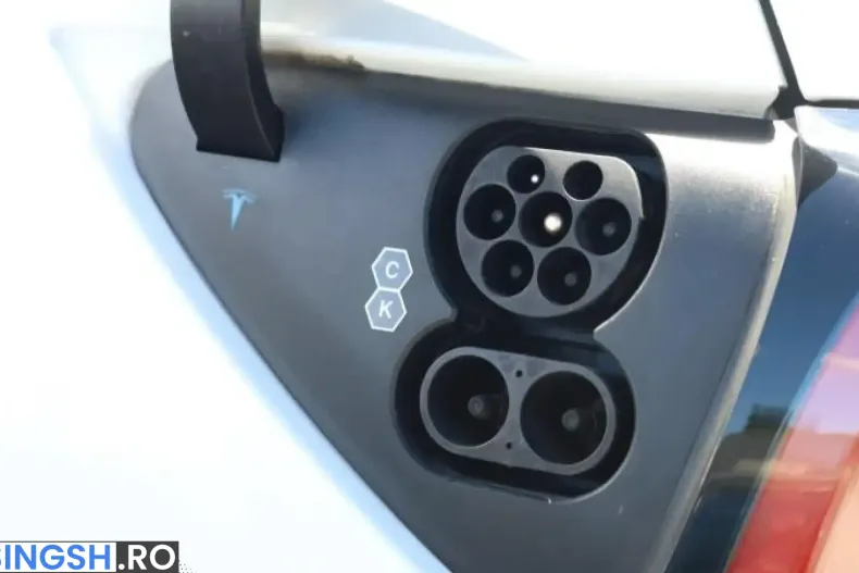 Tesla Model Y din 2022 cu 119.000 km - oferta TES232095 - foto 24