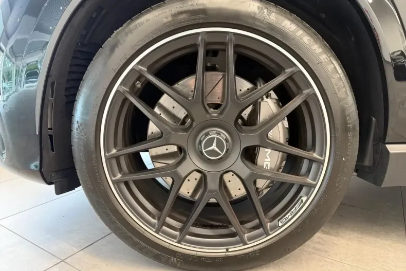 Mercedes-Benz GLE 63 AMG (Clasa GLE) din 2024 cu 19.980 km - oferta MER232098 - foto 11