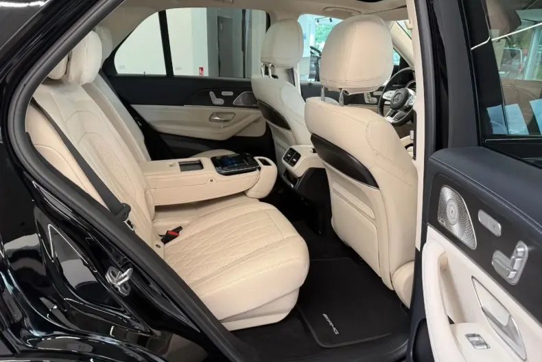 Mercedes-Benz GLE 63 AMG (Clasa GLE) din 2024 cu 19.980 km - oferta MER232098 - foto 15