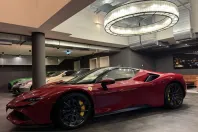 Ferrari SF90 din 2022 cu 2.500 km - oferta FER232113 - foto 1