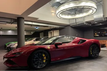 Ferrari SF90 din 2022 - oferta FER232113
