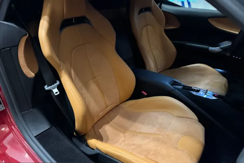 Ferrari SF90 din 2022 cu 2.500 km - oferta FER232113 - foto 8