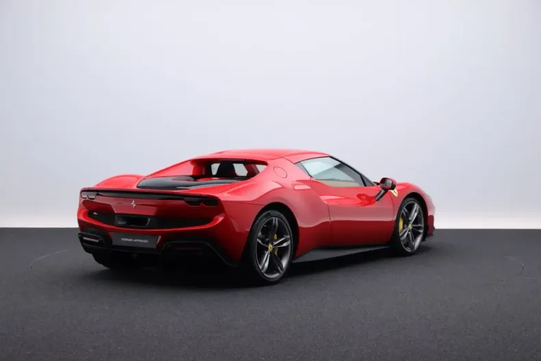 Ferrari 296 GTB din 2023 cu 3.400 km - oferta FER232114 - foto 5