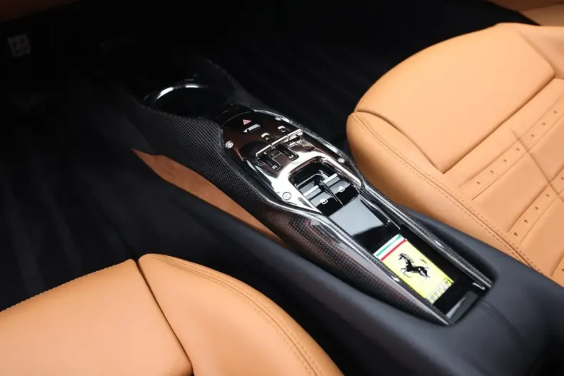 Ferrari 296 GTB din 2023 cu 3.400 km - oferta FER232114 - foto 16