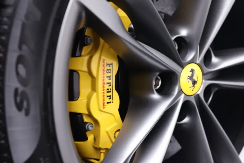 Ferrari 296 GTB din 2023 cu 3.400 km - oferta FER232114 - foto 32