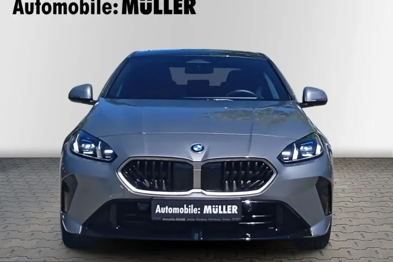 BMW 220i (Seria 2) din 2025 cu 10.562 km - oferta BMW232116 - foto 3