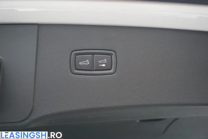 Porsche Cayenne din 2024 cu 19.500 km - oferta POR232119 - foto 19