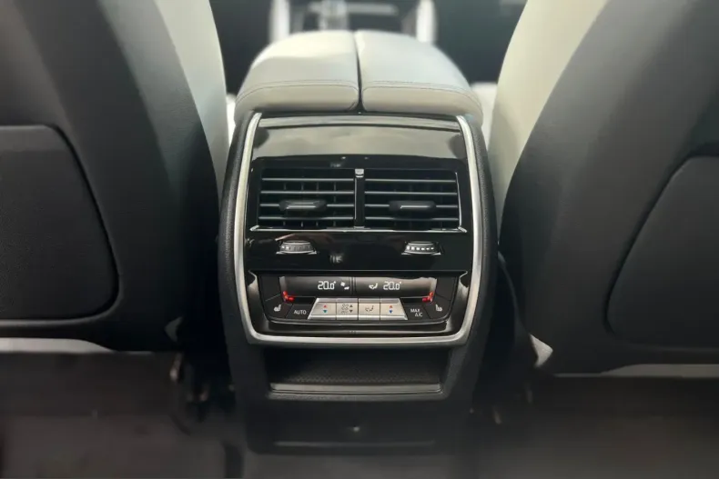 BMW X6 (Seria X) din 2022 cu 79.999 km - oferta BMW232126 - foto 11