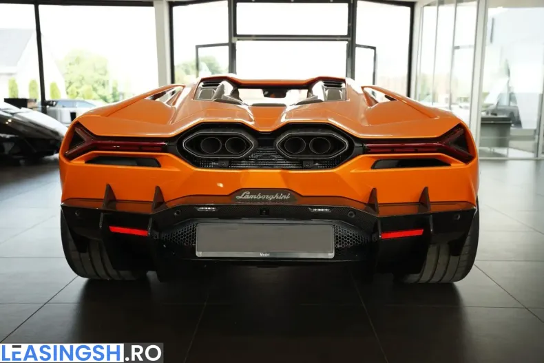 Lamborghini Revuelto din 2025 cu 4.600 km - oferta LAM232142 - foto 4