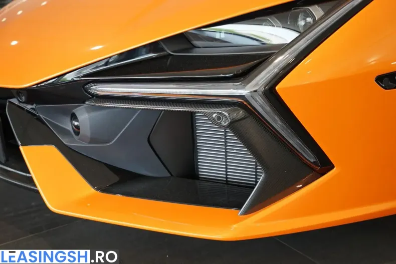 Lamborghini Revuelto din 2025 cu 4.600 km - oferta LAM232142 - foto 7
