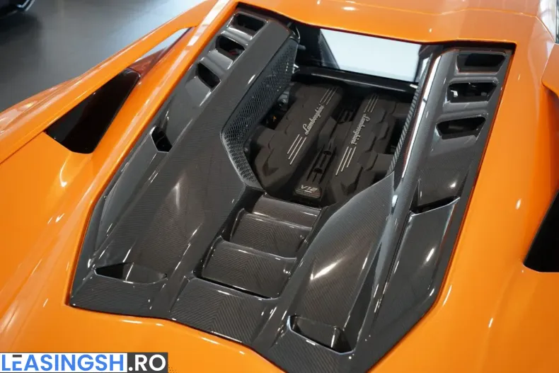 Lamborghini Revuelto din 2025 cu 4.600 km - oferta LAM232142 - foto 10
