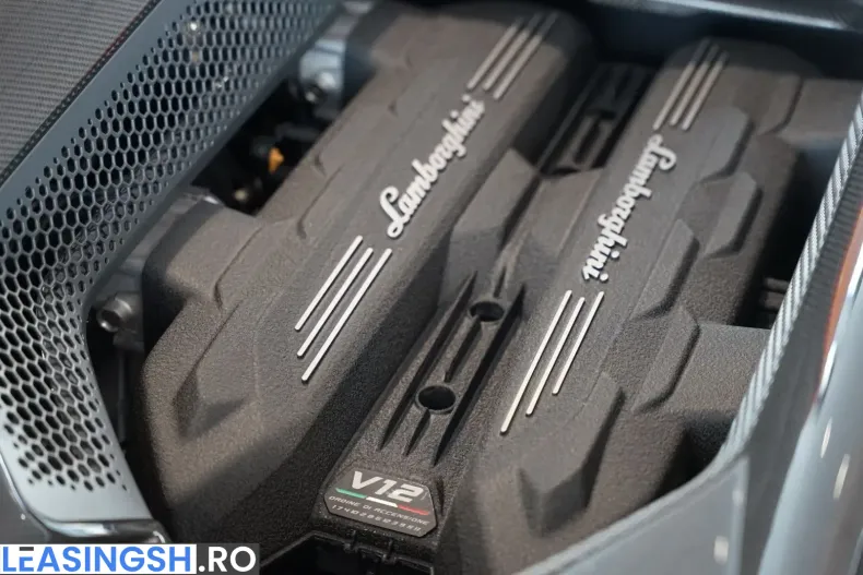 Lamborghini Revuelto din 2025 cu 4.600 km - oferta LAM232142 - foto 11