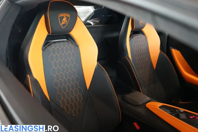 Lamborghini Revuelto din 2025 cu 4.600 km - oferta LAM232142 - foto 18