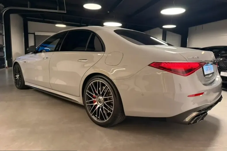Mercedes-Benz S 63 AMG (Clasa S) din 2025 cu 10.000 km - oferta MER232143 - foto 5