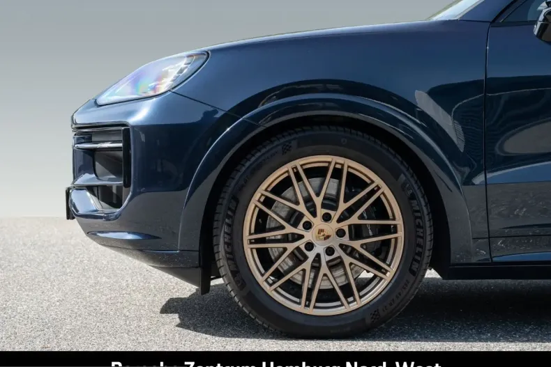 Porsche Cayenne din 2024 cu 18.446 km - oferta POR232144 - foto 12
