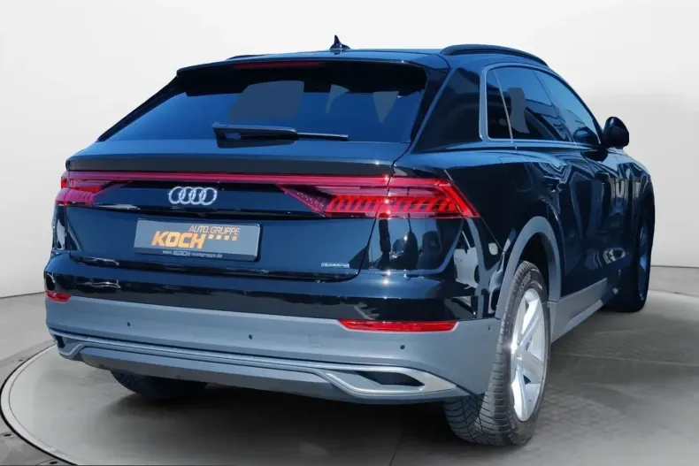 Audi Q8 din 2022 cu 99.990 km - oferta AUD232148 - foto 5