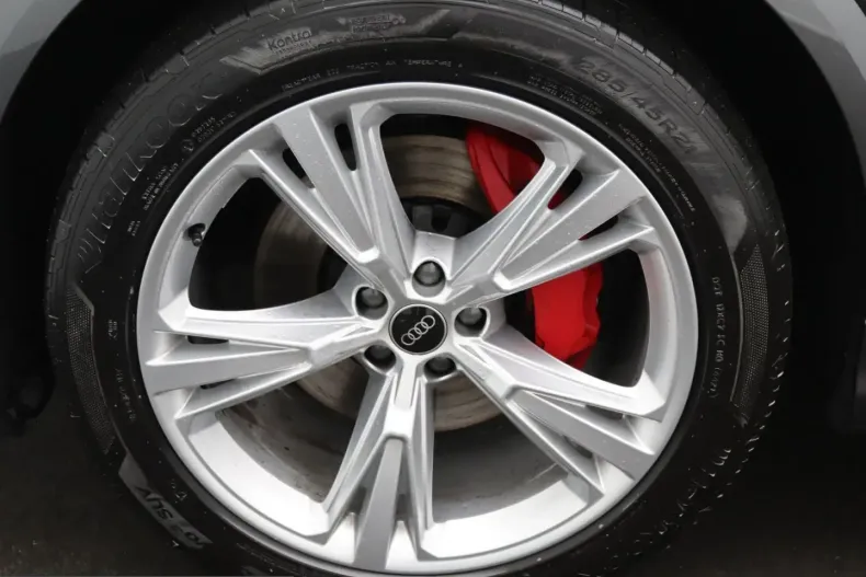 Audi Q8 din 2023 cu 101.000 km - oferta AUD232149 - foto 6