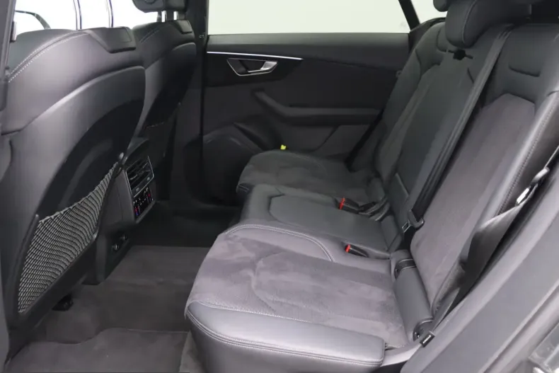 Audi Q8 din 2023 cu 101.000 km - oferta AUD232149 - foto 12