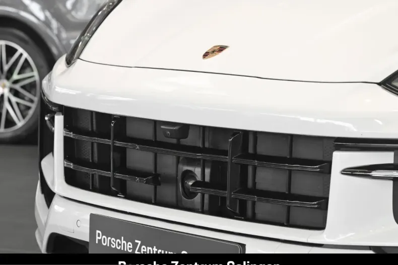 Porsche Cayenne din 2025 cu 31.436 km - oferta POR232150 - foto 7