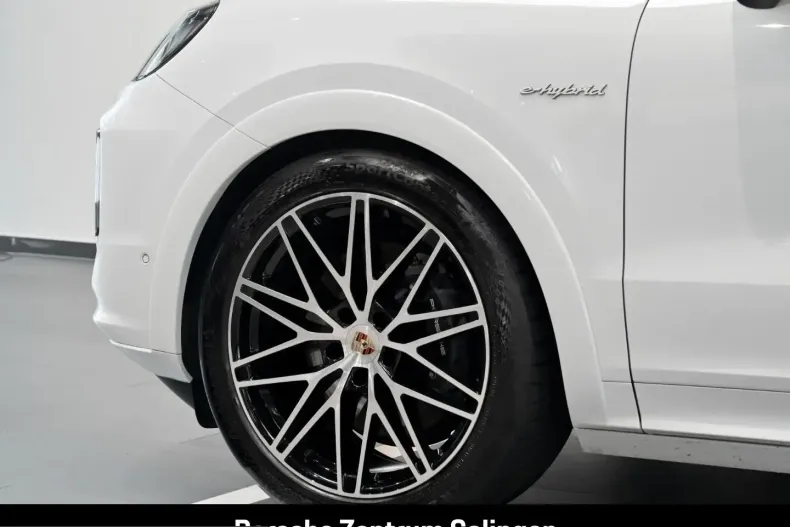 Porsche Cayenne din 2025 cu 31.436 km - oferta POR232150 - foto 9