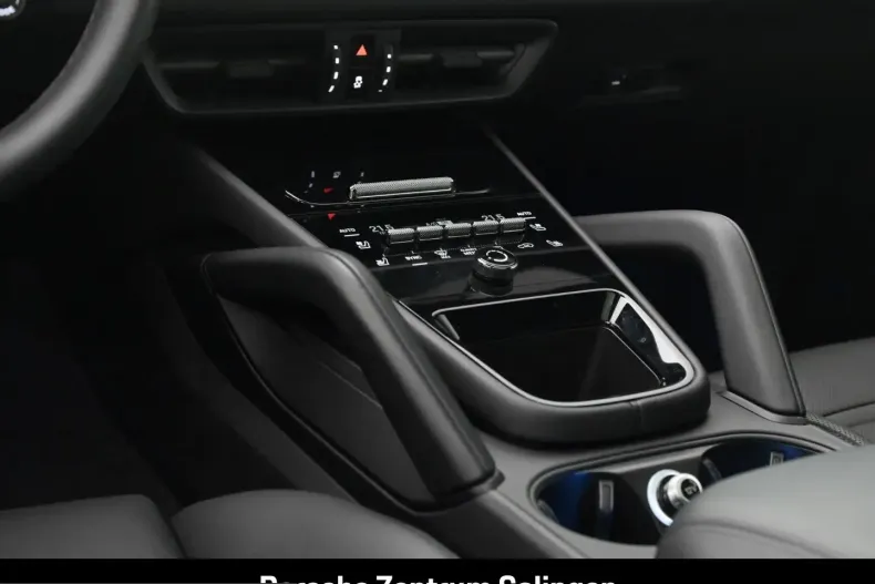 Porsche Cayenne din 2025 cu 31.436 km - oferta POR232150 - foto 21
