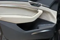 Audi Q8 din 2024 cu 48.500 km - oferta AUD232152 - foto 13