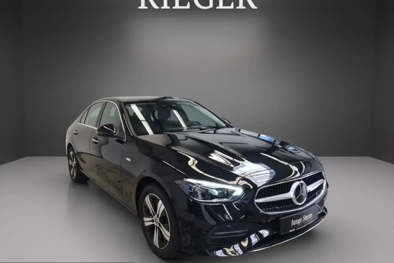 Mercedes-Benz C 300 (Clasa C) din 2024 cu 30.000 km - oferta MER232160 - foto 3