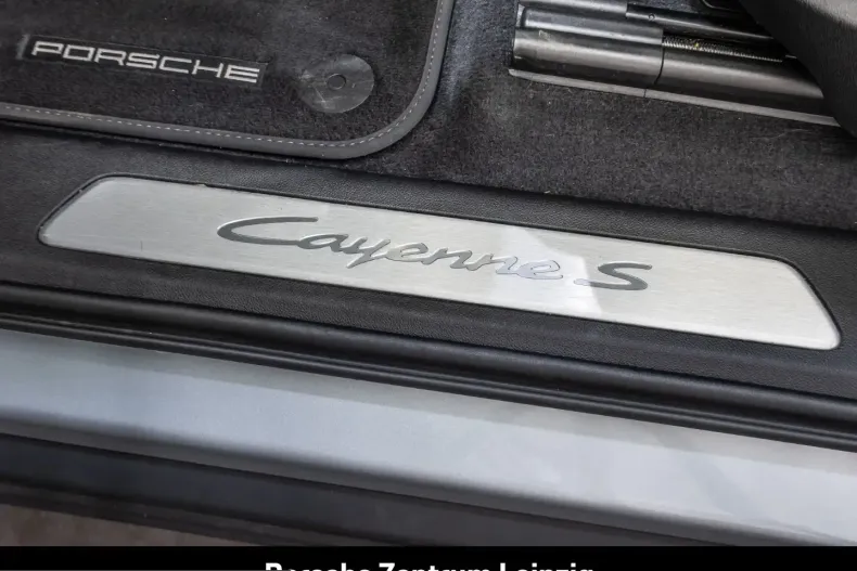 Porsche Cayenne din 2024 cu 22.086 km - oferta POR232165 - foto 21