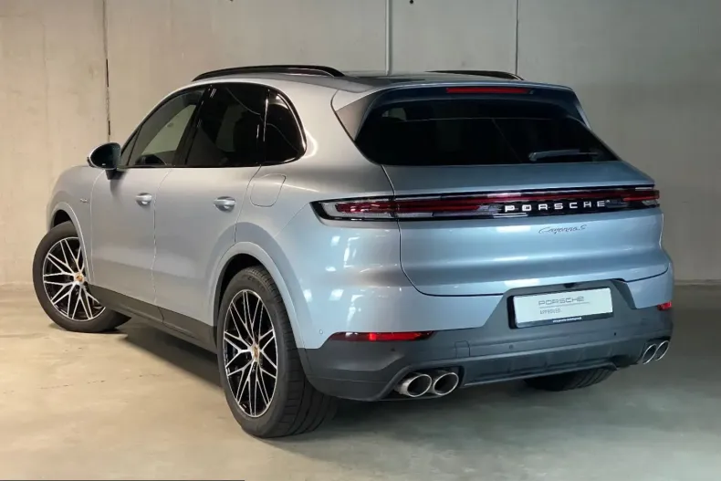 Porsche Cayenne din 2024 cu 26.500 km - oferta POR232168 - foto 4