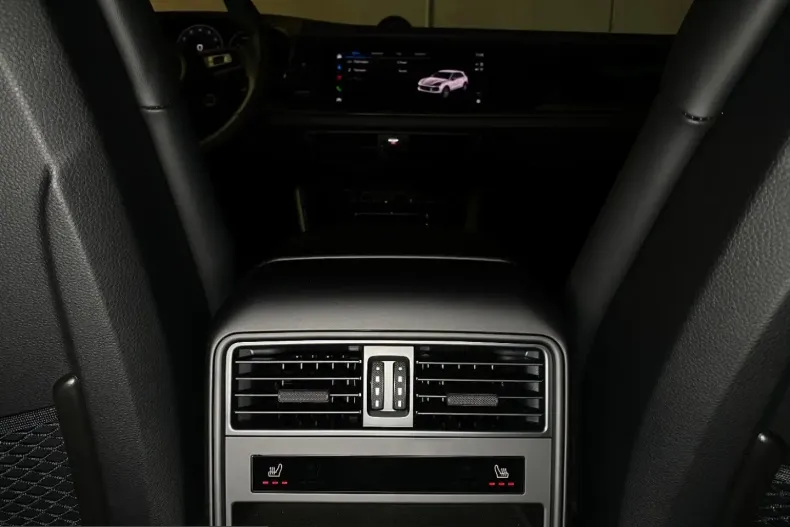 Porsche Cayenne din 2024 cu 26.500 km - oferta POR232168 - foto 23