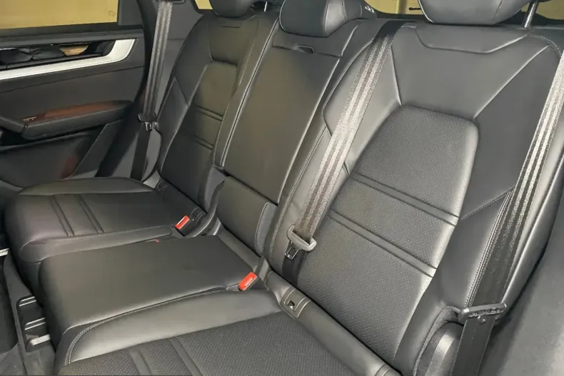 Porsche Cayenne din 2024 cu 26.500 km - oferta POR232168 - foto 29