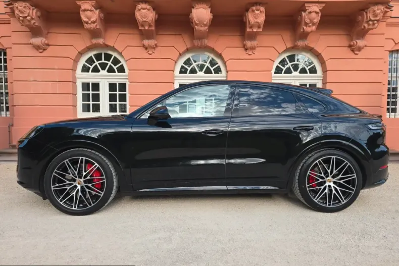 Porsche Cayenne din 2024 cu 27.162 km - oferta POR232173 - foto 10
