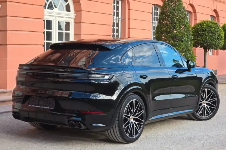 Porsche Cayenne din 2024 cu 27.162 km - oferta POR232173 - foto 18