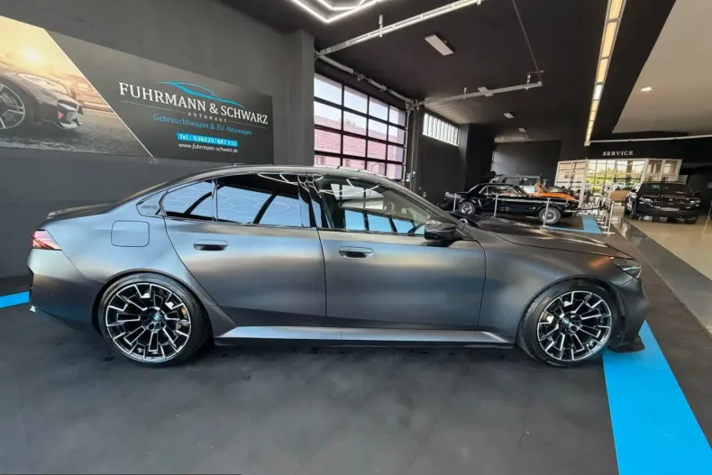 BMW M5 (Seria 5) din 2025 cu 23.870 km - oferta BMW232174 - foto 3