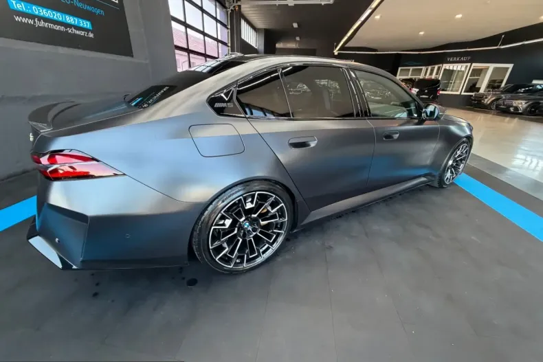 BMW M5 (Seria 5) din 2025 cu 23.870 km - oferta BMW232174 - foto 4