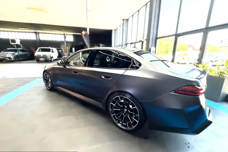 BMW M5 (Seria 5) din 2025 cu 23.870 km - oferta BMW232174 - foto 8