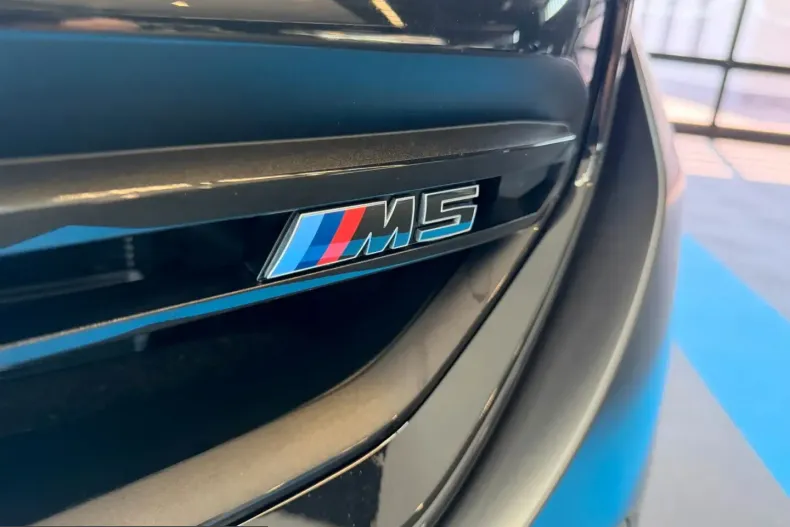 BMW M5 (Seria 5) din 2025 cu 23.870 km - oferta BMW232174 - foto 16
